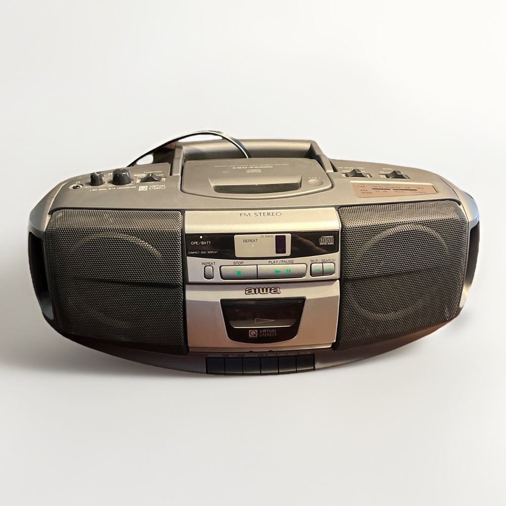 AIWA CSD-ES225 Compact Disc Stereo Radio Cassette Recorder Boombox TESTED WORKS!